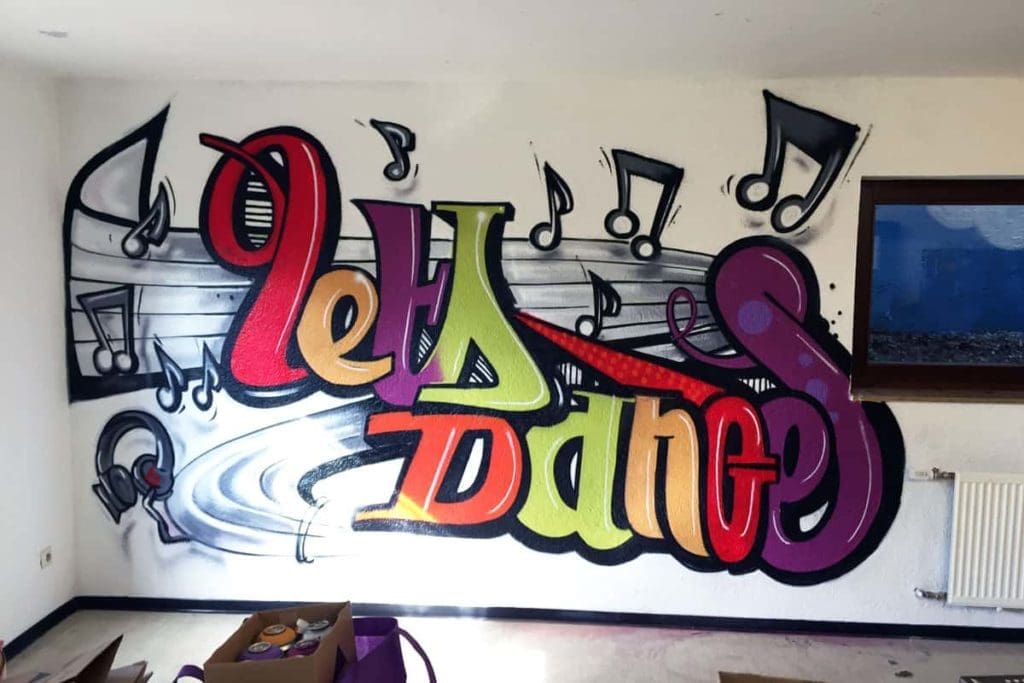 Graffiti Stuttgart gestaltete zusammen mit den Kindern und Jugendlichen des Treffpunkt Rötenberg in Aaalen